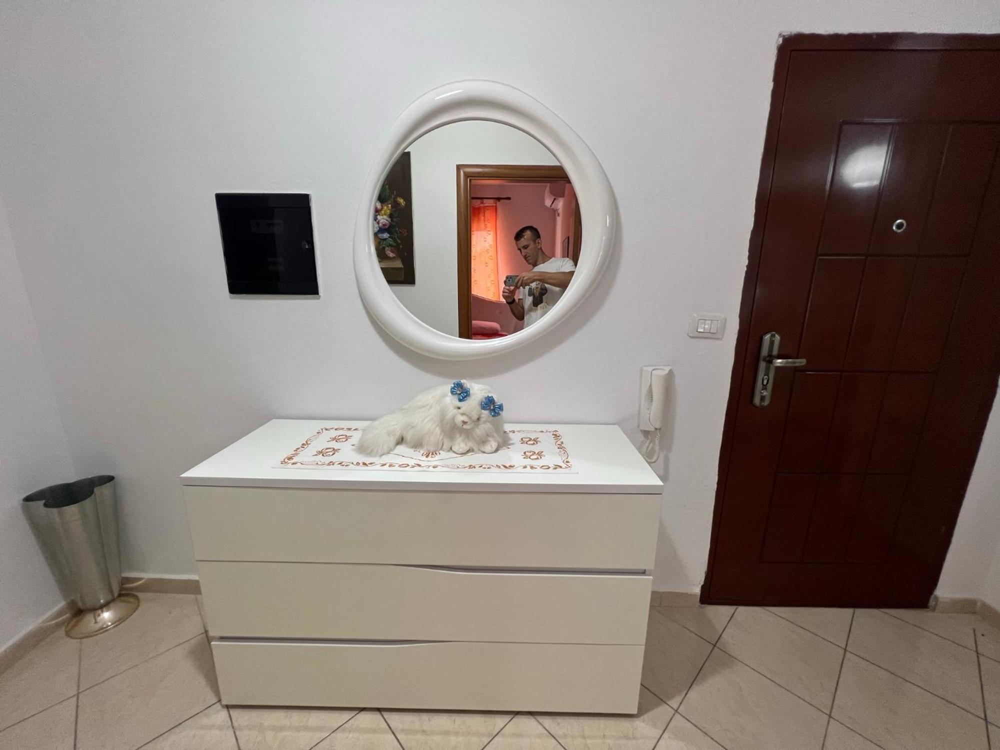 Vivi La Tua Vacanza Con L'Appartamento 1 Di Ervin! Enjoy Your Holiday With Ervin'S Apartment 1! Vlora Kültér fotó