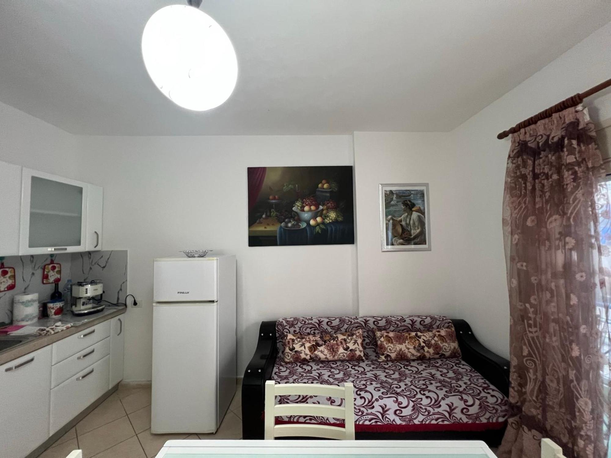 Vivi La Tua Vacanza Con L'Appartamento 1 Di Ervin! Enjoy Your Holiday With Ervin'S Apartment 1! Vlora Kültér fotó